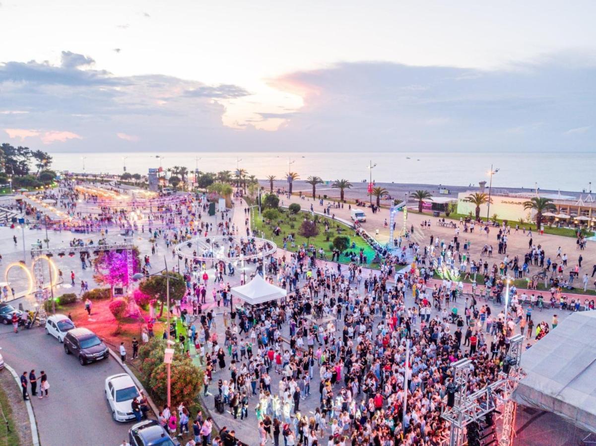 باتومي Orbi City Aparthotel المظهر الخارجي الصورة